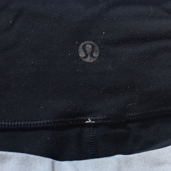 Lululemon - Picture 4 of 5
